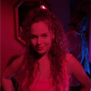 Meet your Posher, Rachel